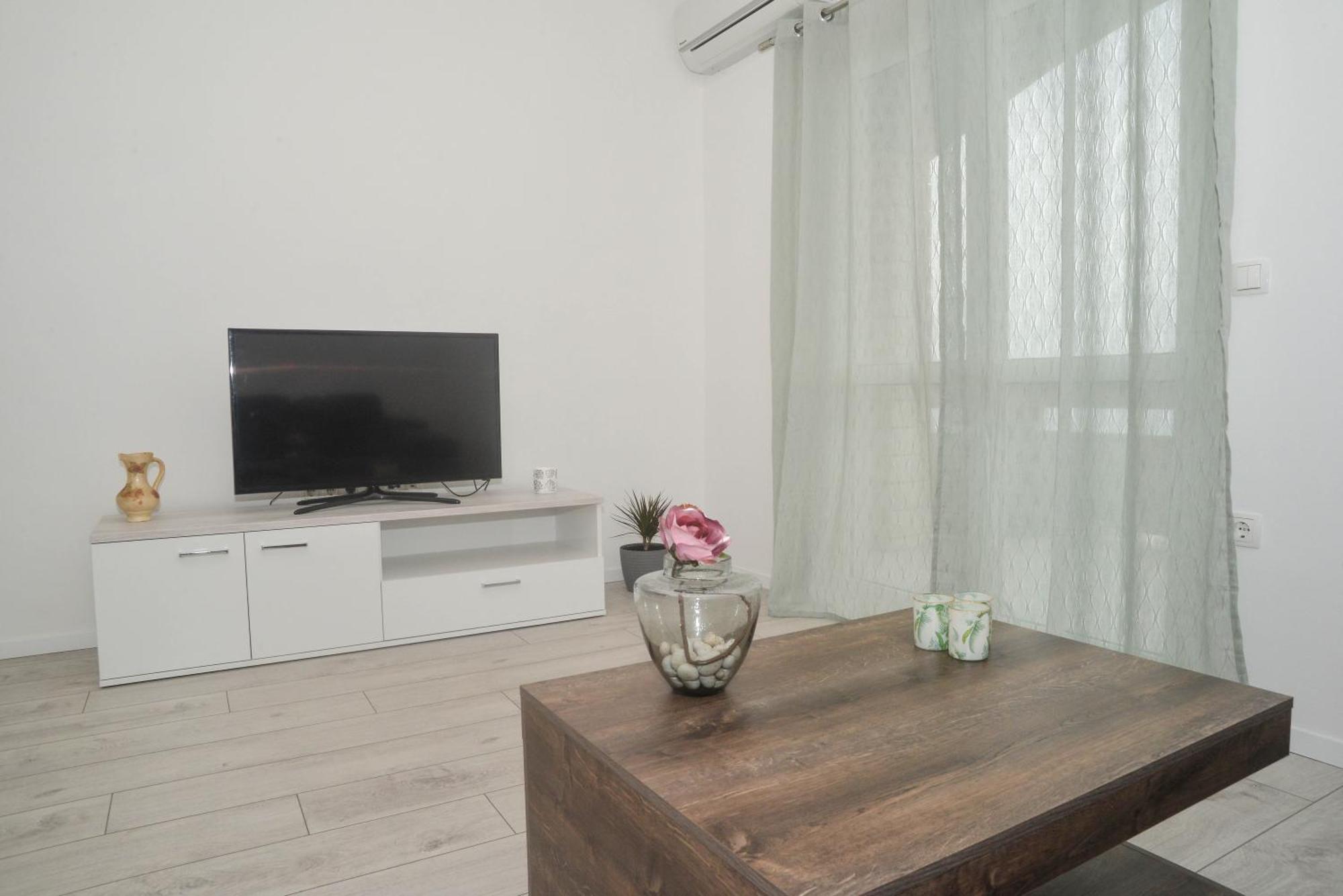 Apartments Mavra-Kukljica Buitenkant foto
